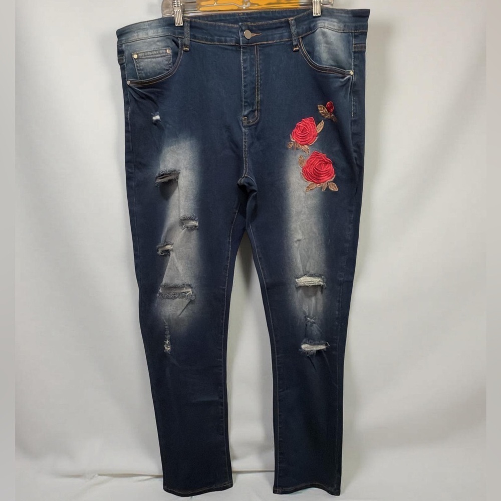 NWT Men’s Distressed Destroyed Straight Slim Fit Jeans Dark Blue Size 40/32